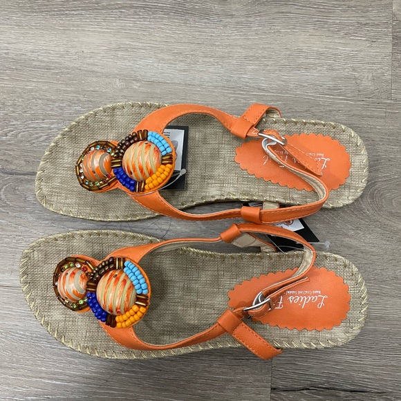 Handmade slippers - Picture 3 of 3